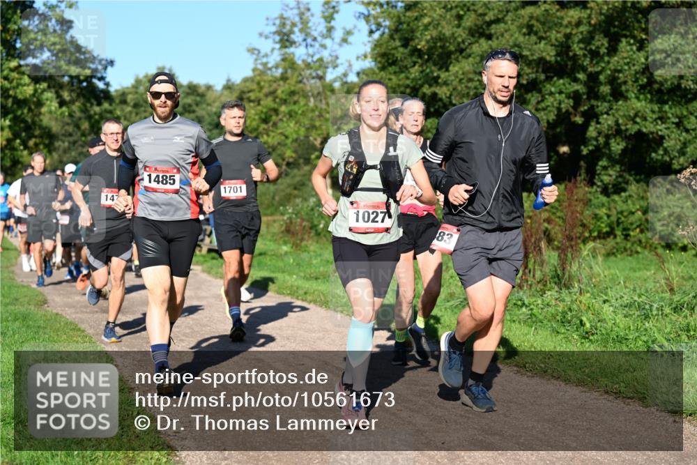 27.09.2026 - 35. Volkslauf durch das schöne Alstertal Dr. Thomas Lammeyer http://msf.ph/oto/10561673 27.09.2026 10:05:26 Laufen 147, 1485, 1701, 1027, 83 meine-sportfotos.de