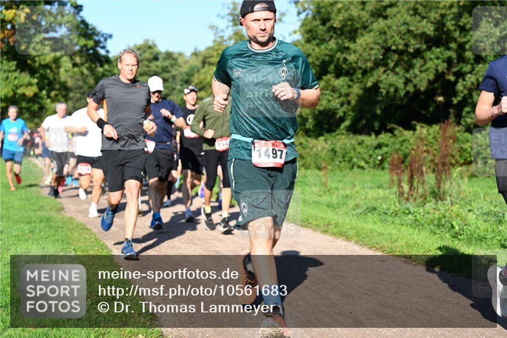 27.09.2026 - 35. Volkslauf durch das schöne Alstertal Dr. Thomas Lammeyer http://msf.ph/oto/10561683 27.09.2026 10:05:30 Laufen 154, 1497 meine-sportfotos.de