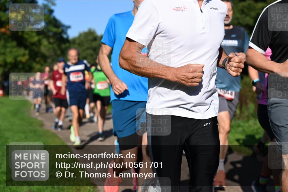 27.09.2026 - 35. Volkslauf durch das schöne Alstertal Dr. Thomas Lammeyer http://msf.ph/oto/10561701 27.09.2026 10:05:35 Laufen 3158 meine-sportfotos.de