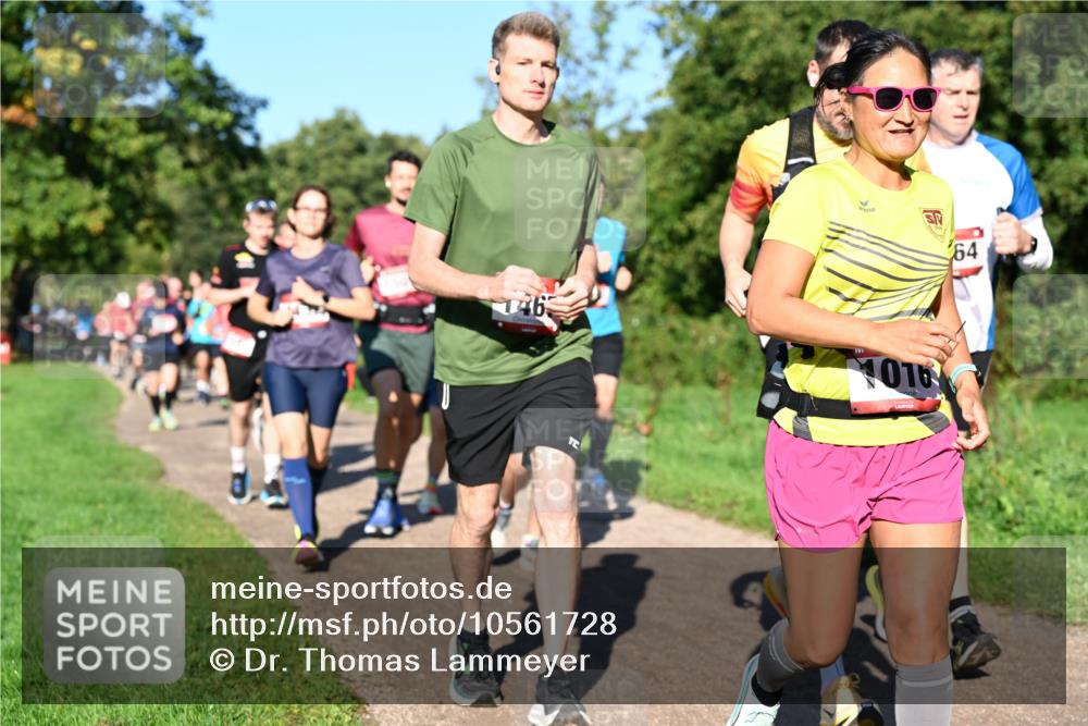 27.09.2026 - 35. Volkslauf durch das schöne Alstertal Dr. Thomas Lammeyer http://msf.ph/oto/10561728 27.09.2026 10:05:39 Laufen 146, 016, 64 meine-sportfotos.de