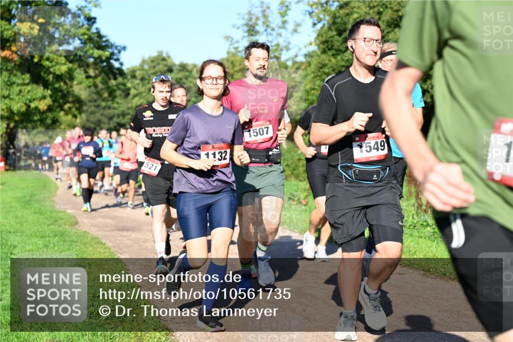 27.09.2026 - 35. Volkslauf durch das schöne Alstertal Dr. Thomas Lammeyer http://msf.ph/oto/10561735 27.09.2026 10:05:40 Laufen 42, 195, 1521, 1132, 1507, 1549, 1 meine-sportfotos.de