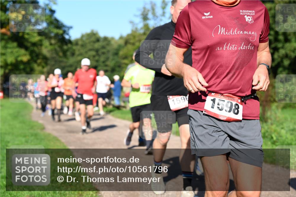 27.09.2026 - 35. Volkslauf durch das schöne Alstertal Dr. Thomas Lammeyer http://msf.ph/oto/10561796 27.09.2026 10:05:50 Laufen 1596, 30, 10, 1598 meine-sportfotos.de