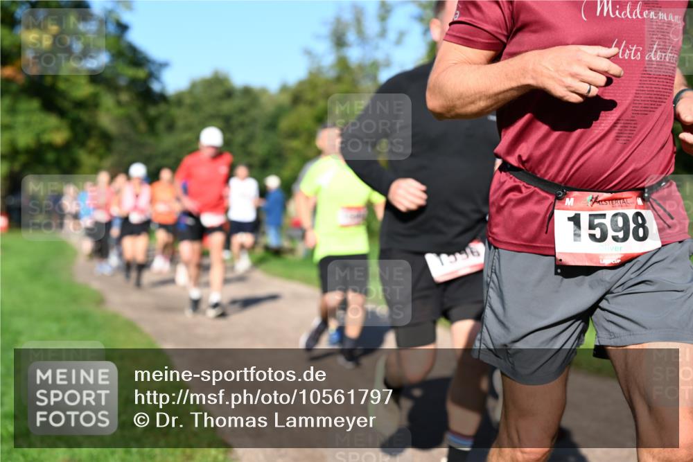 27.09.2026 - 35. Volkslauf durch das schöne Alstertal Dr. Thomas Lammeyer http://msf.ph/oto/10561797 27.09.2026 10:05:50 Laufen 1996, 1598 meine-sportfotos.de