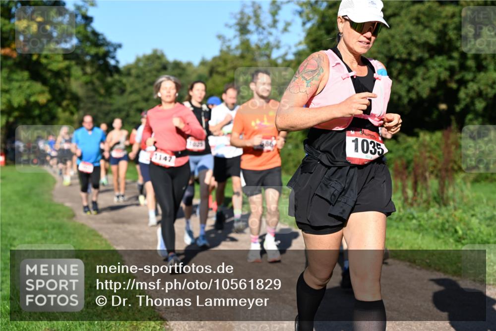 27.09.2026 - 35. Volkslauf durch das schöne Alstertal Dr. Thomas Lammeyer http://msf.ph/oto/10561829 27.09.2026 10:05:55 Laufen 1147, 686, 1035 meine-sportfotos.de