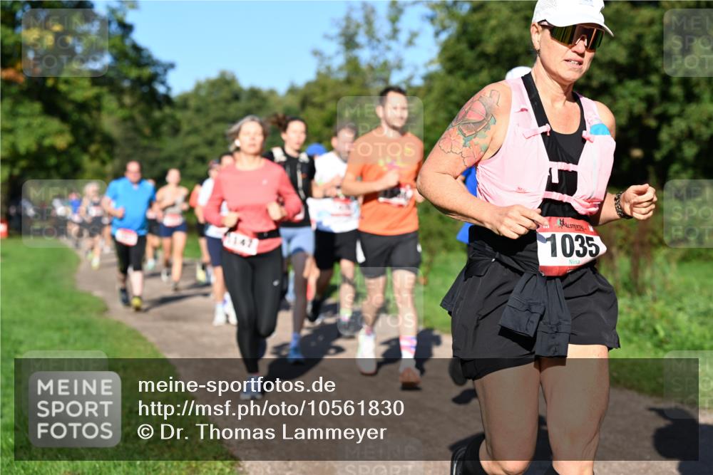 27.09.2026 - 35. Volkslauf durch das schöne Alstertal Dr. Thomas Lammeyer http://msf.ph/oto/10561830 27.09.2026 10:05:55 Laufen 147, 1035 meine-sportfotos.de
