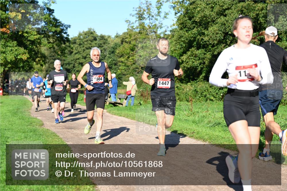 27.09.2026 - 35. Volkslauf durch das schöne Alstertal Dr. Thomas Lammeyer http://msf.ph/oto/10561868 27.09.2026 10:06:01 Laufen 1447, 11 meine-sportfotos.de