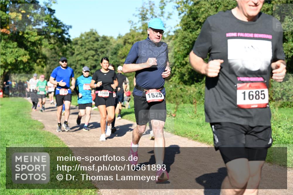 27.09.2026 - 35. Volkslauf durch das schöne Alstertal Dr. Thomas Lammeyer http://msf.ph/oto/10561893 27.09.2026 10:06:05 Laufen 54, 155, 1049, 1525, 1685 meine-sportfotos.de
