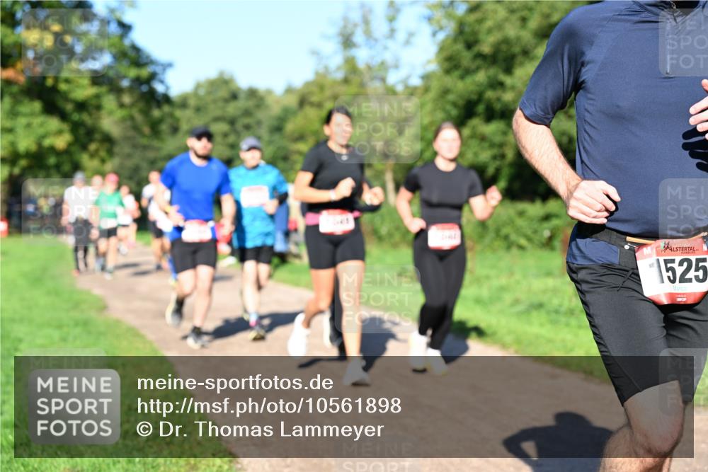 27.09.2026 - 35. Volkslauf durch das schöne Alstertal Dr. Thomas Lammeyer http://msf.ph/oto/10561898 27.09.2026 10:06:06 Laufen 1525 meine-sportfotos.de