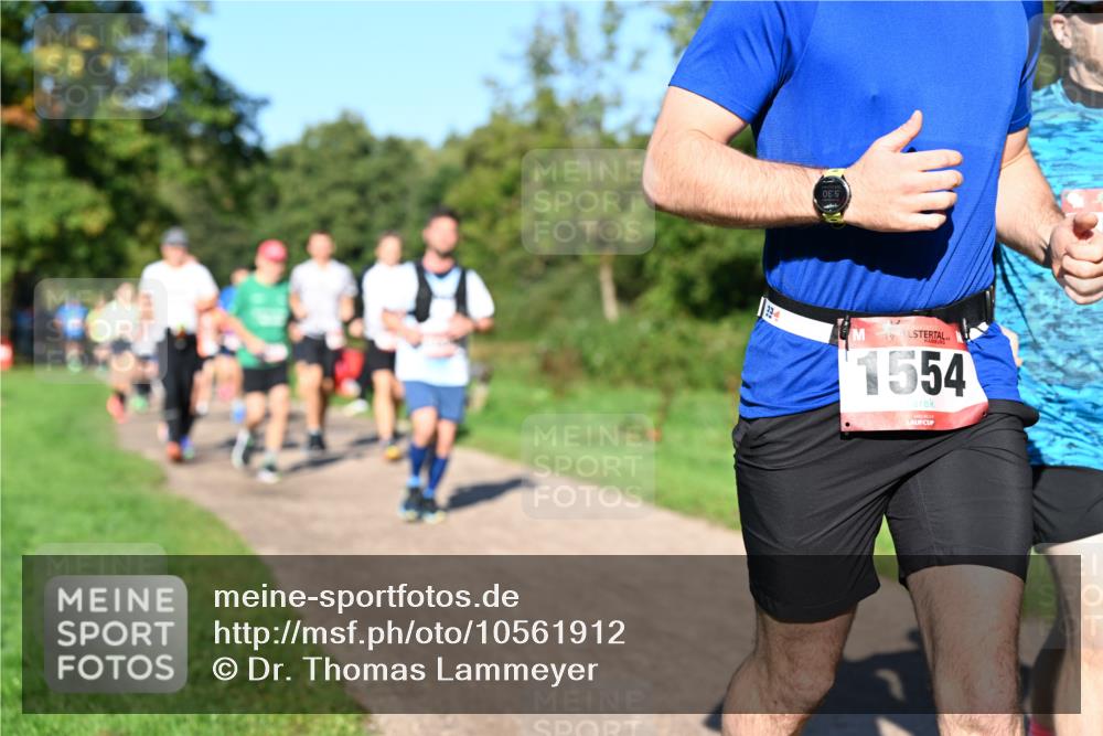 27.09.2026 - 35. Volkslauf durch das schöne Alstertal Dr. Thomas Lammeyer http://msf.ph/oto/10561912 27.09.2026 10:06:09 Laufen 1554 meine-sportfotos.de