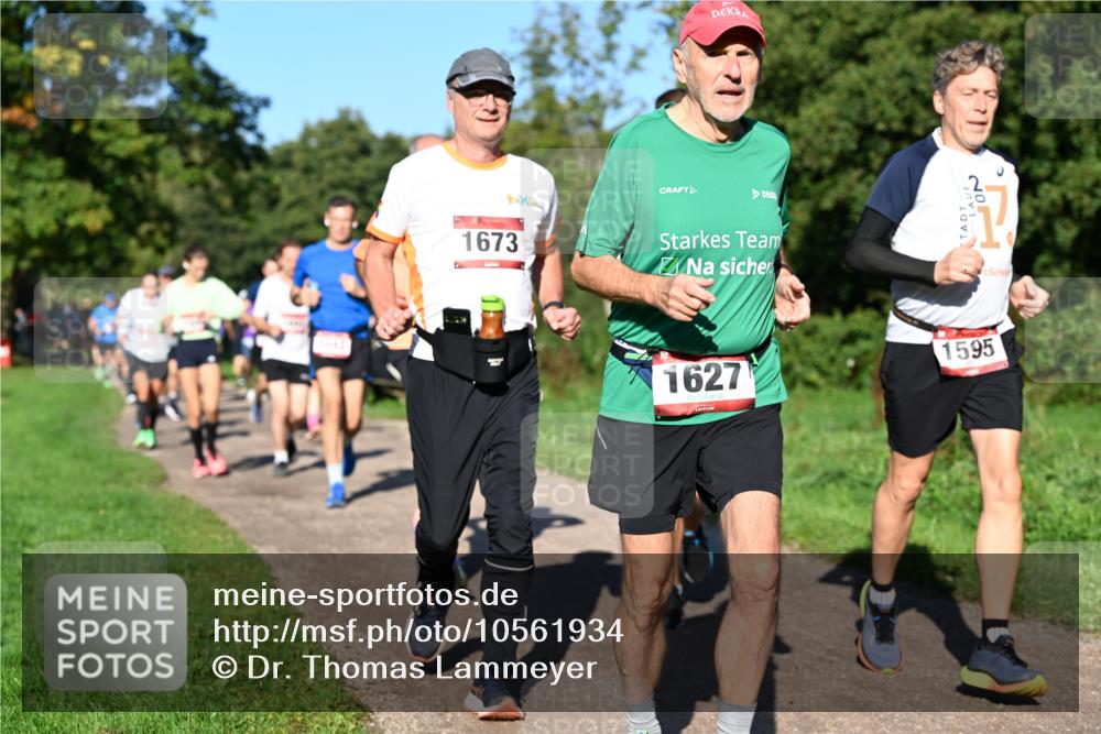 27.09.2026 - 35. Volkslauf durch das schöne Alstertal Dr. Thomas Lammeyer http://msf.ph/oto/10561934 27.09.2026 10:06:13 Laufen 1673, 1627, 1595 meine-sportfotos.de