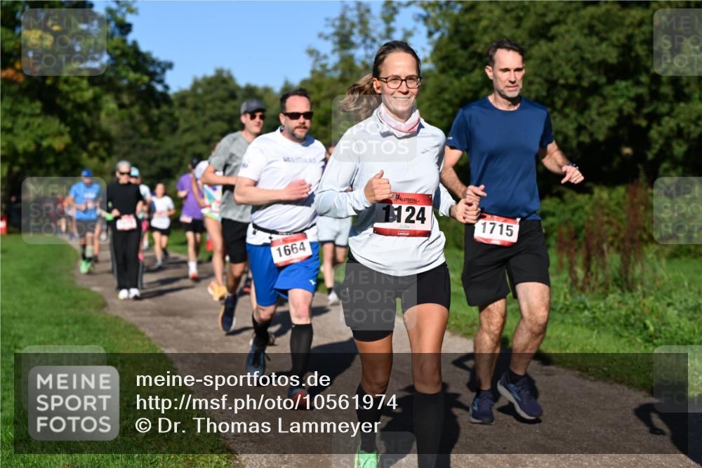 27.09.2026 - 35. Volkslauf durch das schöne Alstertal Dr. Thomas Lammeyer http://msf.ph/oto/10561974 27.09.2026 10:06:18 Laufen 1664, 1124, 1715 meine-sportfotos.de