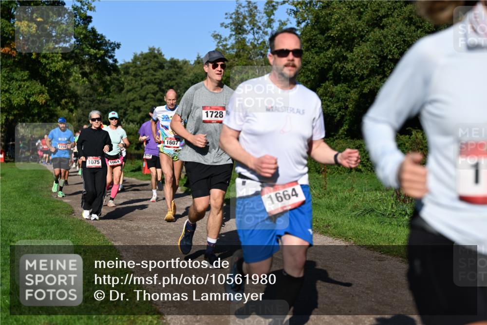 27.09.2026 - 35. Volkslauf durch das schöne Alstertal Dr. Thomas Lammeyer http://msf.ph/oto/10561980 27.09.2026 10:06:19 Laufen 1710, 1075, 1064, 650, 1728, 30, 1607, 664, 1 meine-sportfotos.de