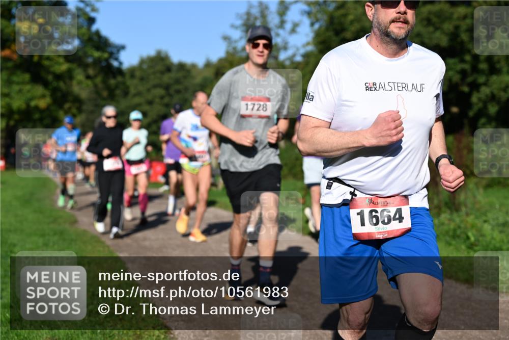 27.09.2026 - 35. Volkslauf durch das schöne Alstertal Dr. Thomas Lammeyer http://msf.ph/oto/10561983 27.09.2026 10:06:20 Laufen 1728, 1664 meine-sportfotos.de