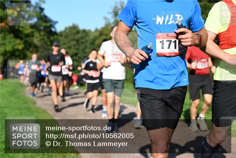 27.09.2026 - 35. Volkslauf durch das schöne Alstertal Dr. Thomas Lammeyer http://msf.ph/oto/10562005 27.09.2026 10:06:25 Laufen 171 meine-sportfotos.de