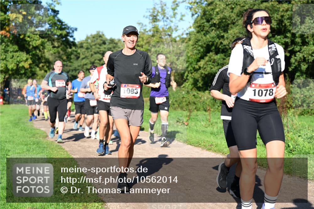 27.09.2026 - 35. Volkslauf durch das schöne Alstertal Dr. Thomas Lammeyer http://msf.ph/oto/10562014 27.09.2026 10:06:27 Laufen 1656, 175, 1093, 1078 meine-sportfotos.de