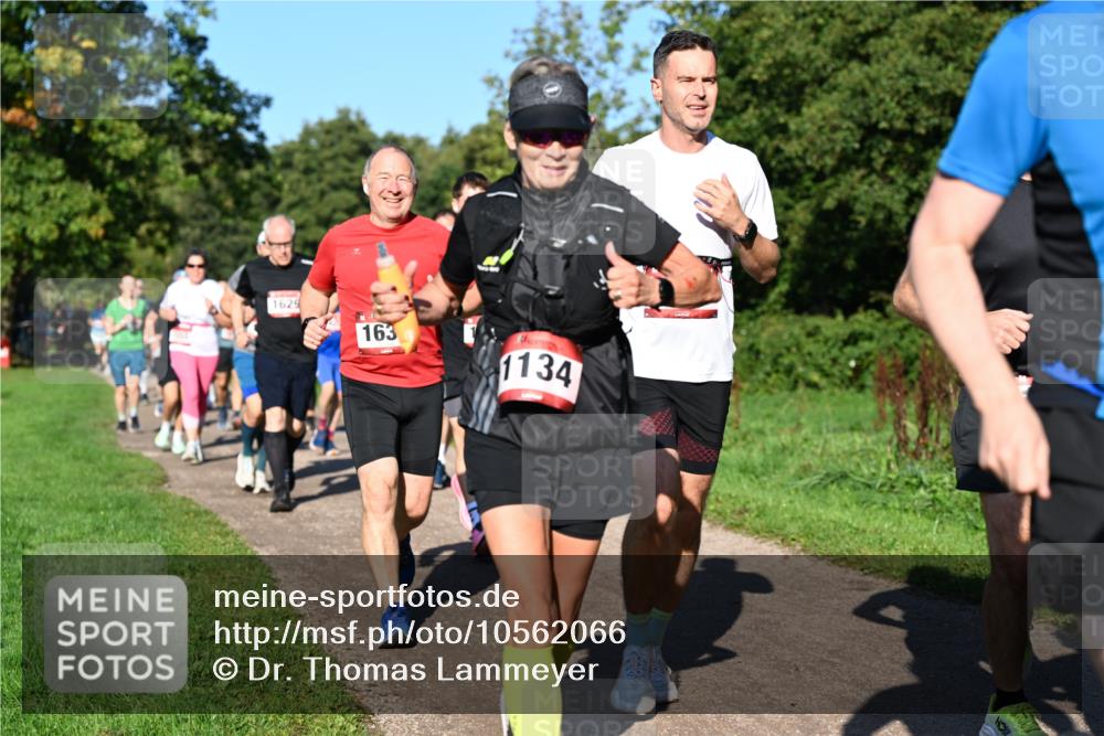 27.09.2026 - 35. Volkslauf durch das schöne Alstertal Dr. Thomas Lammeyer http://msf.ph/oto/10562066 27.09.2026 10:06:36 Laufen 1629, 163, 1134 meine-sportfotos.de