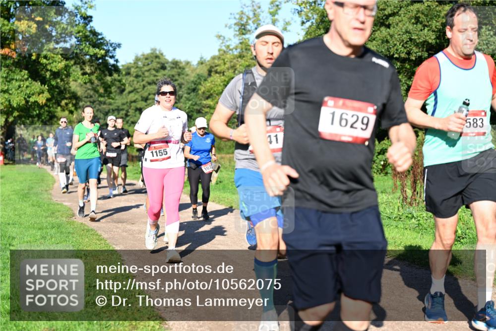 27.09.2026 - 35. Volkslauf durch das schöne Alstertal Dr. Thomas Lammeyer http://msf.ph/oto/10562075 27.09.2026 10:06:40 Laufen 1155, 1077, 41, 1629, 583 meine-sportfotos.de