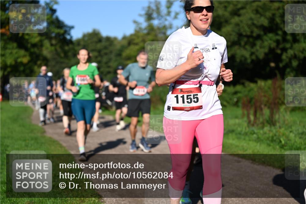 27.09.2026 - 35. Volkslauf durch das schöne Alstertal Dr. Thomas Lammeyer http://msf.ph/oto/10562084 27.09.2026 10:06:42 Laufen 1155 meine-sportfotos.de