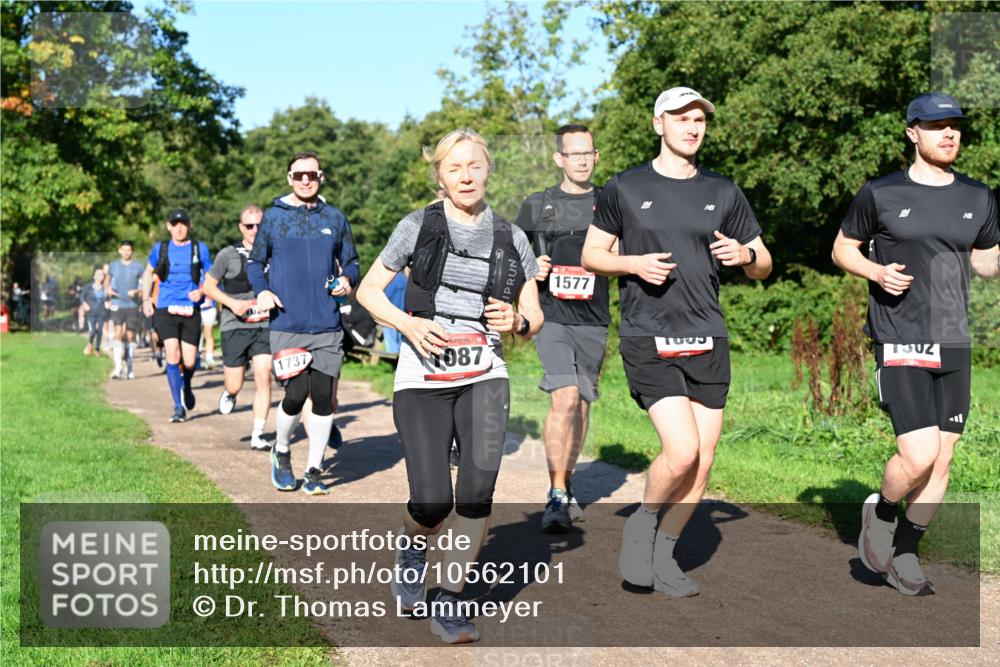 27.09.2026 - 35. Volkslauf durch das schöne Alstertal Dr. Thomas Lammeyer http://msf.ph/oto/10562101 27.09.2026 10:06:45 Laufen 1737, 087, 1577, 1009, 1302 meine-sportfotos.de