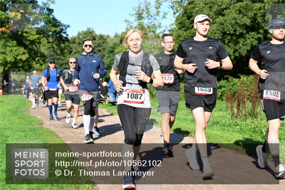 27.09.2026 - 35. Volkslauf durch das schöne Alstertal Dr. Thomas Lammeyer http://msf.ph/oto/10562102 27.09.2026 10:06:45 Laufen 1624, 1737, 1087, 1577, 1689, 1502 meine-sportfotos.de