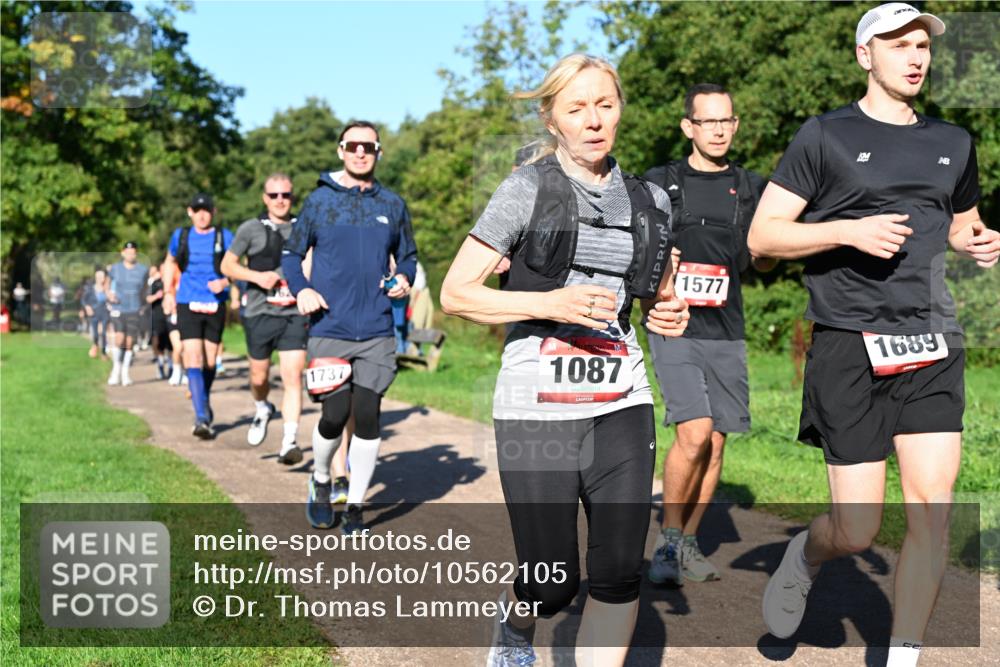 27.09.2026 - 35. Volkslauf durch das schöne Alstertal Dr. Thomas Lammeyer http://msf.ph/oto/10562105 27.09.2026 10:06:46 Laufen 1737, 1087, 1577, 1689 meine-sportfotos.de