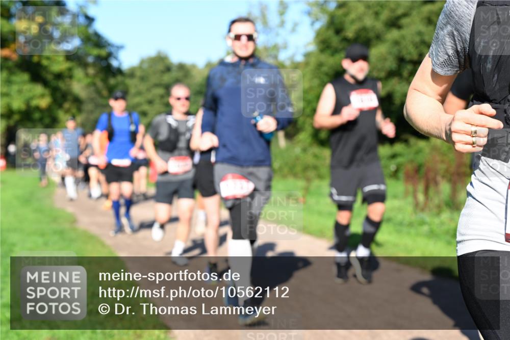 27.09.2026 - 35. Volkslauf durch das schöne Alstertal Dr. Thomas Lammeyer http://msf.ph/oto/10562112 27.09.2026 10:06:47 Laufen  meine-sportfotos.de