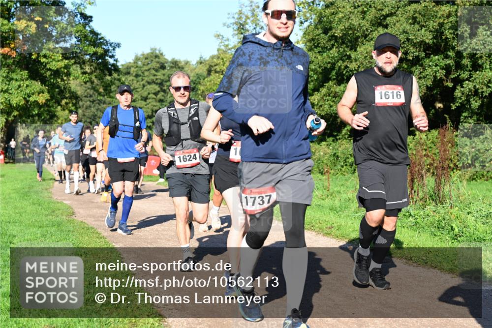 27.09.2026 - 35. Volkslauf durch das schöne Alstertal Dr. Thomas Lammeyer http://msf.ph/oto/10562113 27.09.2026 10:06:47 Laufen 1624, 1737, 1616 meine-sportfotos.de