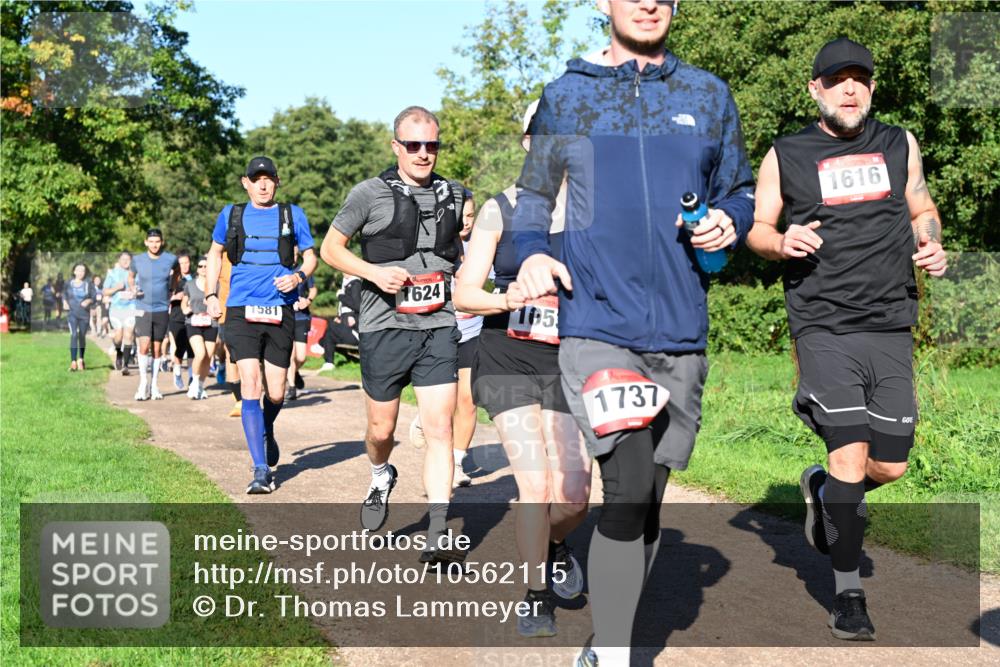 27.09.2026 - 35. Volkslauf durch das schöne Alstertal Dr. Thomas Lammeyer http://msf.ph/oto/10562115 27.09.2026 10:06:47 Laufen 624, 1581, 105, 1737, 1616 meine-sportfotos.de