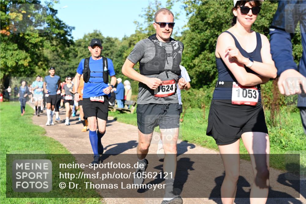27.09.2026 - 35. Volkslauf durch das schöne Alstertal Dr. Thomas Lammeyer http://msf.ph/oto/10562121 27.09.2026 10:06:48 Laufen 1624, 1053 meine-sportfotos.de