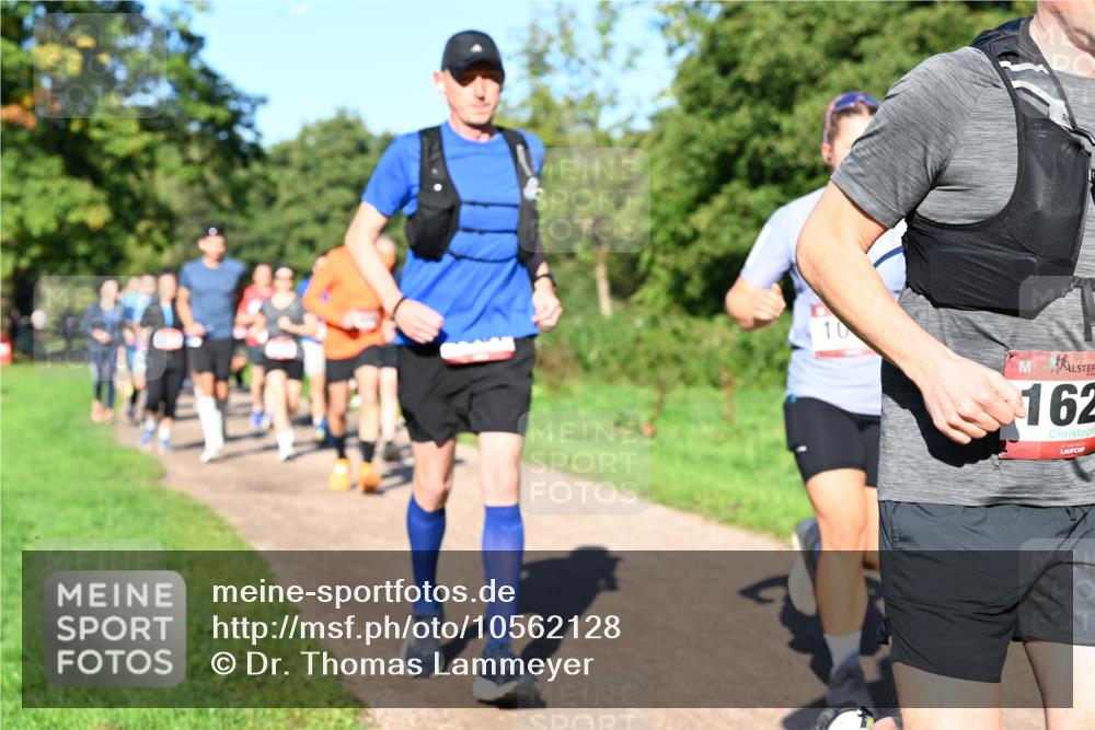 27.09.2026 - 35. Volkslauf durch das schöne Alstertal Dr. Thomas Lammeyer http://msf.ph/oto/10562128 27.09.2026 10:06:49 Laufen 10, 162 meine-sportfotos.de