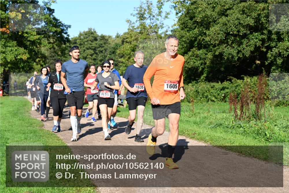 27.09.2026 - 35. Volkslauf durch das schöne Alstertal Dr. Thomas Lammeyer http://msf.ph/oto/10562140 27.09.2026 10:06:51 Laufen 1605, 1635, 1065, 1714, 1056 meine-sportfotos.de