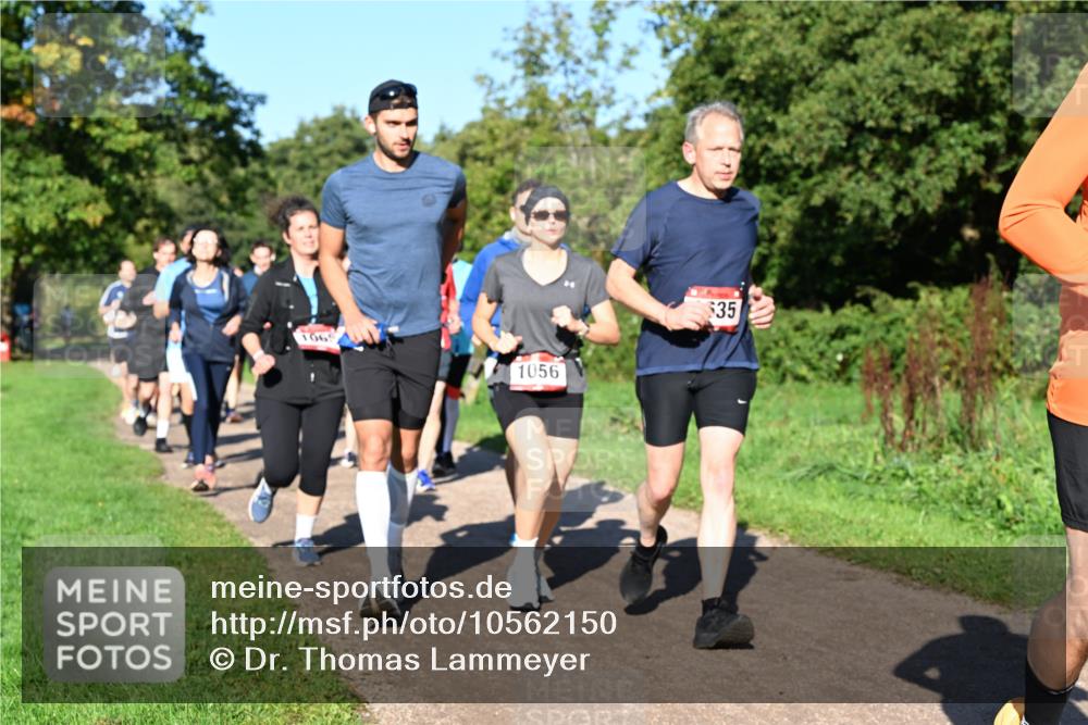27.09.2026 - 35. Volkslauf durch das schöne Alstertal Dr. Thomas Lammeyer http://msf.ph/oto/10562150 27.09.2026 10:06:53 Laufen 106, 1056, 35 meine-sportfotos.de