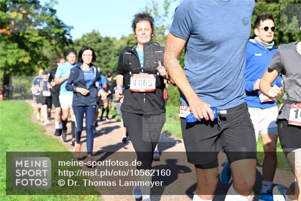 27.09.2026 - 35. Volkslauf durch das schöne Alstertal Dr. Thomas Lammeyer http://msf.ph/oto/10562160 27.09.2026 10:06:55 Laufen 1065, 1 meine-sportfotos.de