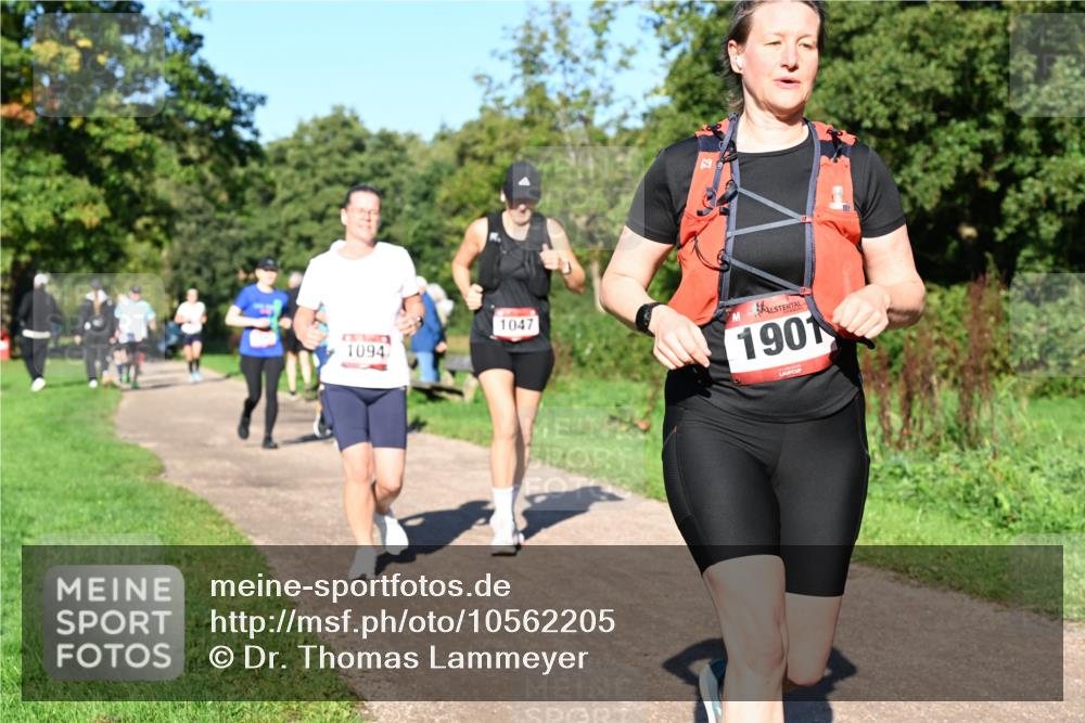 27.09.2026 - 35. Volkslauf durch das schöne Alstertal Dr. Thomas Lammeyer http://msf.ph/oto/10562205 27.09.2026 10:07:08 Laufen 1094, 1047, 1901 meine-sportfotos.de