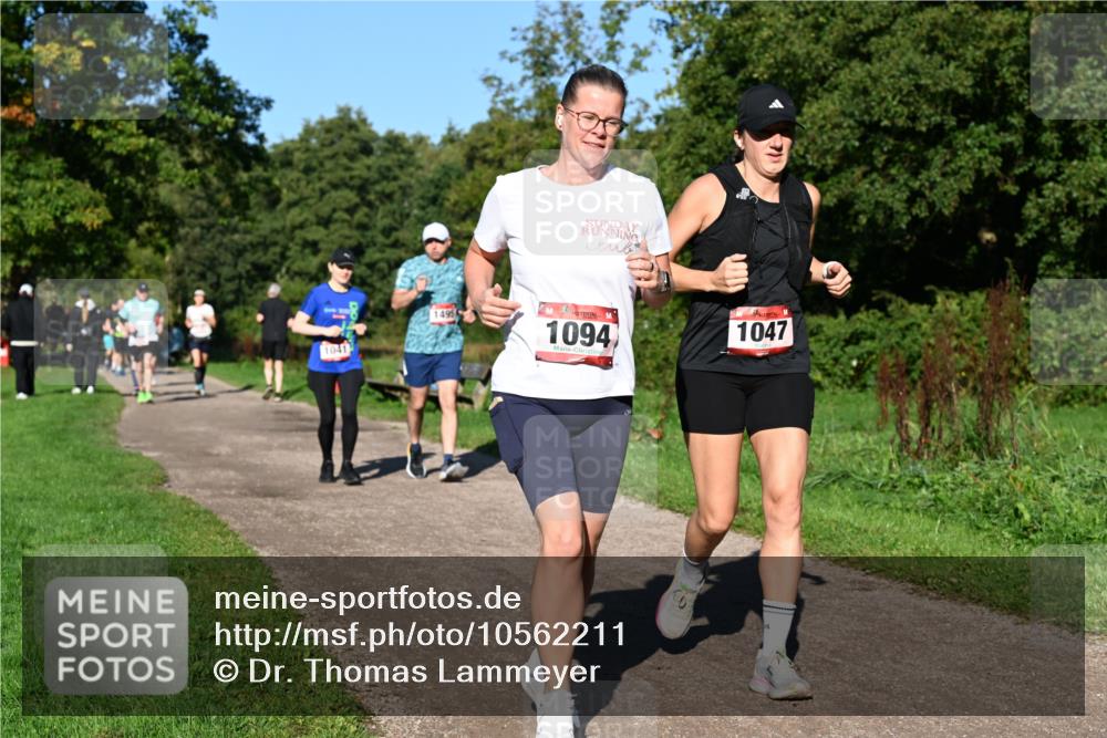 27.09.2026 - 35. Volkslauf durch das schöne Alstertal Dr. Thomas Lammeyer http://msf.ph/oto/10562211 27.09.2026 10:07:09 Laufen 1041, 1495, 1094, 1047 meine-sportfotos.de
