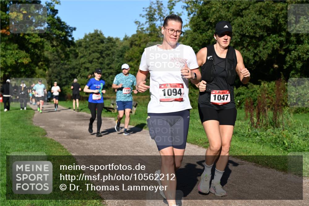 27.09.2026 - 35. Volkslauf durch das schöne Alstertal Dr. Thomas Lammeyer http://msf.ph/oto/10562212 27.09.2026 10:07:09 Laufen 1041, 1495, 1094, 1047 meine-sportfotos.de