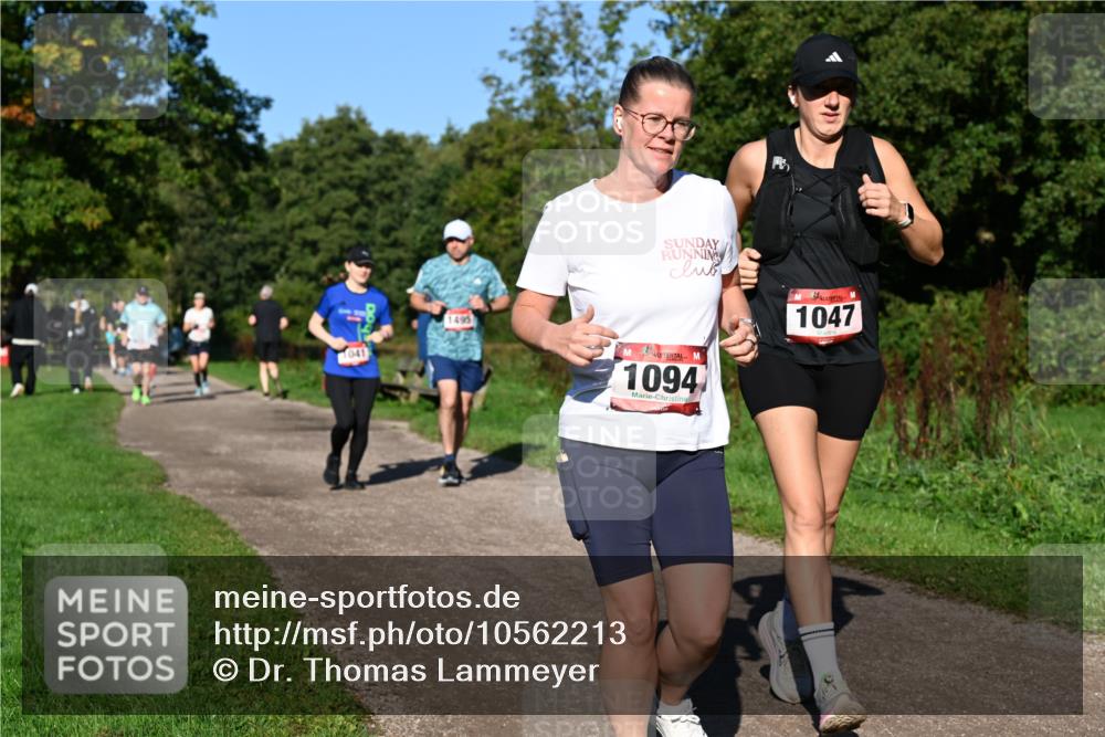 27.09.2026 - 35. Volkslauf durch das schöne Alstertal Dr. Thomas Lammeyer http://msf.ph/oto/10562213 27.09.2026 10:07:09 Laufen 1041, 1495, 1094, 1047 meine-sportfotos.de