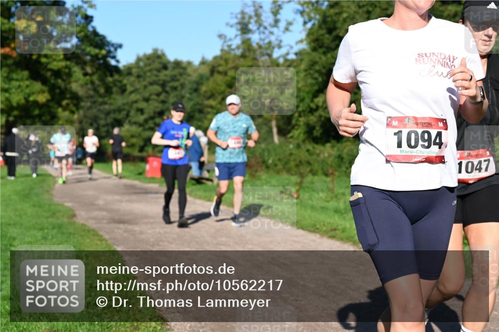 27.09.2026 - 35. Volkslauf durch das schöne Alstertal Dr. Thomas Lammeyer http://msf.ph/oto/10562217 27.09.2026 10:07:10 Laufen 1094, 1047 meine-sportfotos.de