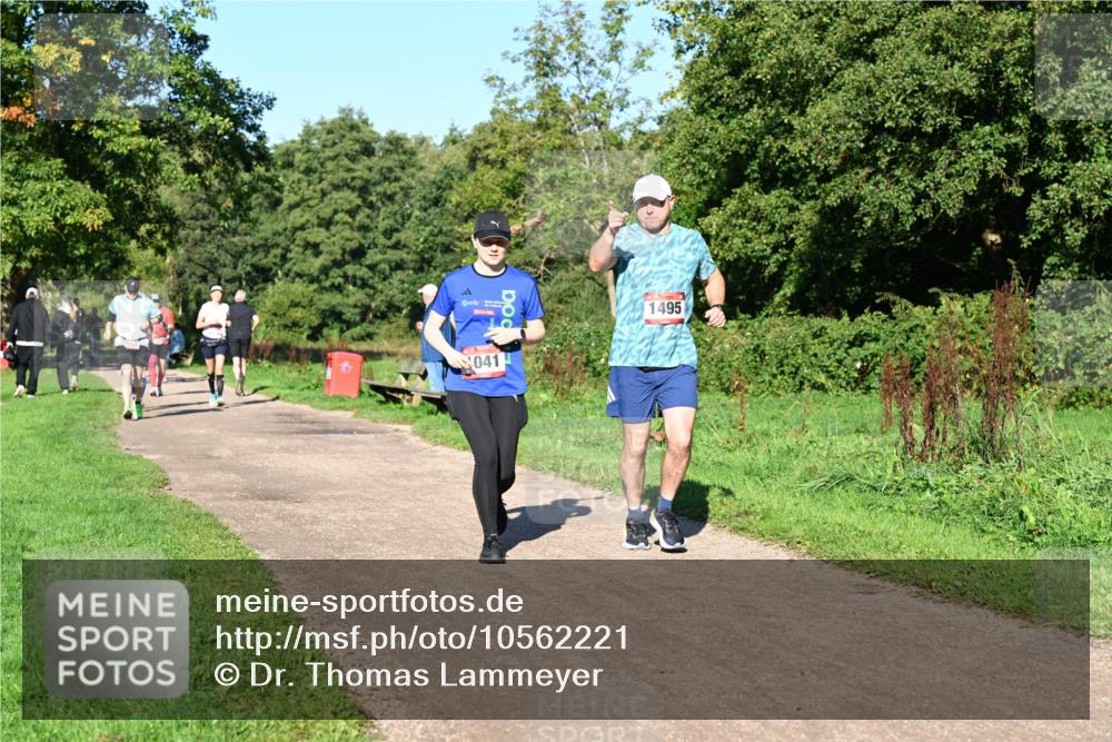 27.09.2026 - 35. Volkslauf durch das schöne Alstertal Dr. Thomas Lammeyer http://msf.ph/oto/10562221 27.09.2026 10:07:11 Laufen 041, 1495 meine-sportfotos.de