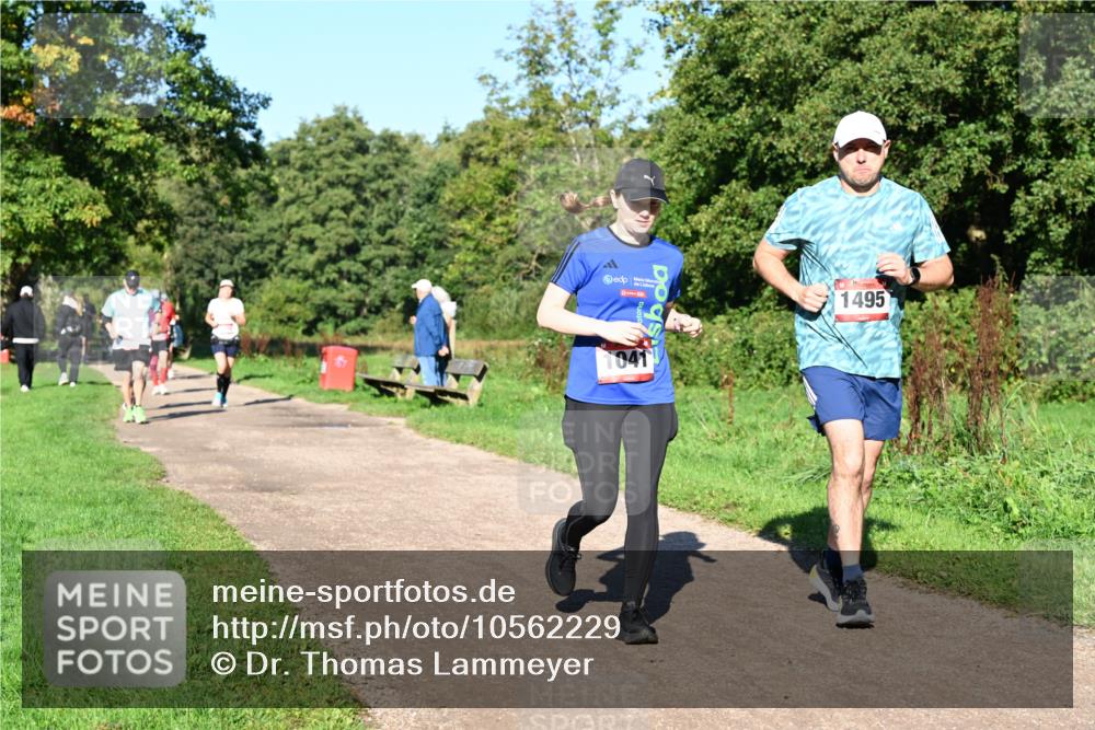 27.09.2026 - 35. Volkslauf durch das schöne Alstertal Dr. Thomas Lammeyer http://msf.ph/oto/10562229 27.09.2026 10:07:12 Laufen 110, 1495, 1041 meine-sportfotos.de