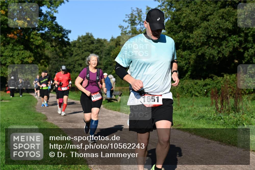 27.09.2026 - 35. Volkslauf durch das schöne Alstertal Dr. Thomas Lammeyer http://msf.ph/oto/10562243 27.09.2026 10:07:20 Laufen 1080, 1651 meine-sportfotos.de