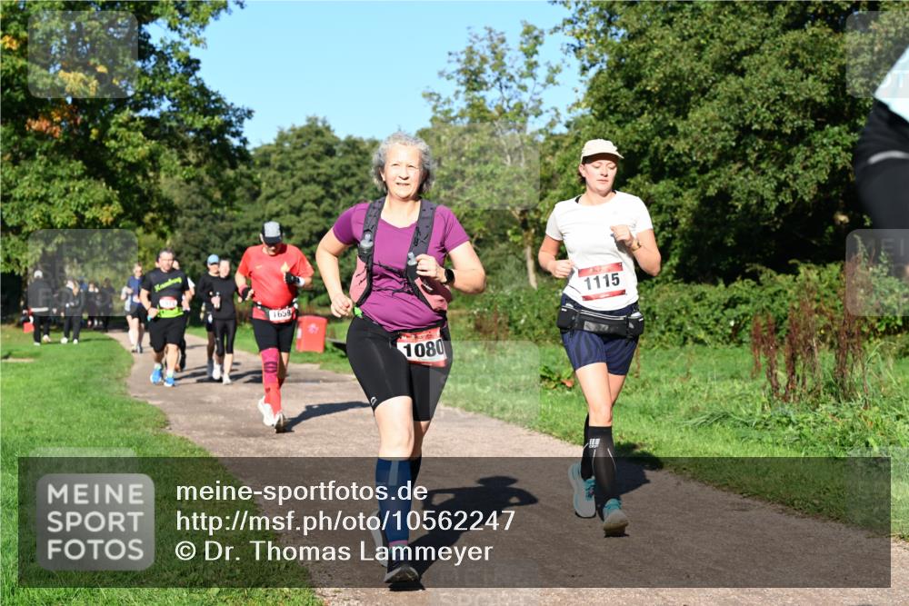 27.09.2026 - 35. Volkslauf durch das schöne Alstertal Dr. Thomas Lammeyer http://msf.ph/oto/10562247 27.09.2026 10:07:21 Laufen 1659, 1080, 1115 meine-sportfotos.de