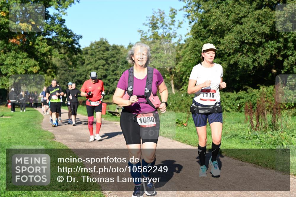 27.09.2026 - 35. Volkslauf durch das schöne Alstertal Dr. Thomas Lammeyer http://msf.ph/oto/10562249 27.09.2026 10:07:21 Laufen 1659, 1080, 1115 meine-sportfotos.de