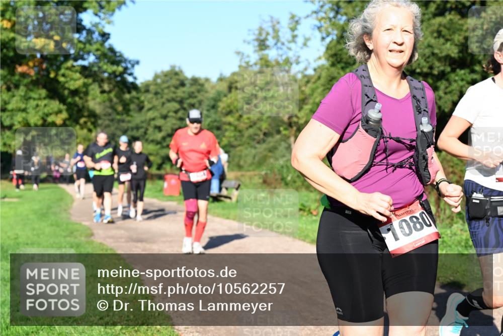 27.09.2026 - 35. Volkslauf durch das schöne Alstertal Dr. Thomas Lammeyer http://msf.ph/oto/10562257 27.09.2026 10:07:22 Laufen 1080 meine-sportfotos.de