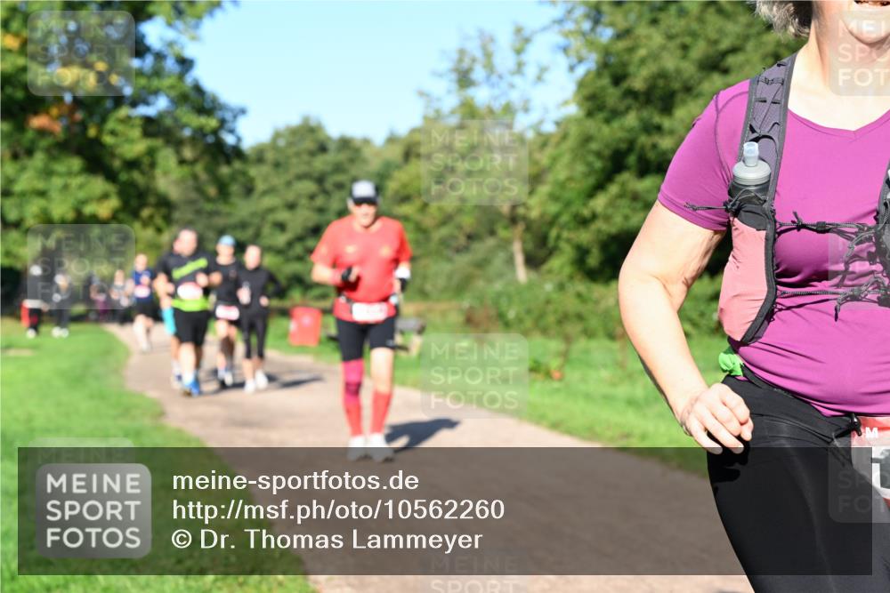27.09.2026 - 35. Volkslauf durch das schöne Alstertal Dr. Thomas Lammeyer http://msf.ph/oto/10562260 27.09.2026 10:07:22 Laufen  meine-sportfotos.de