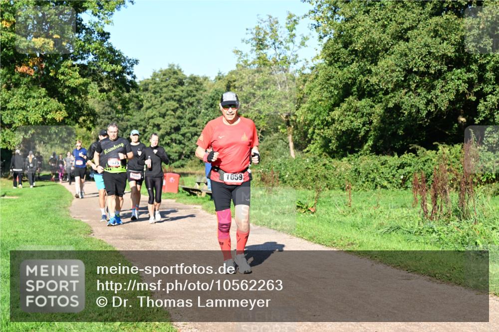 27.09.2026 - 35. Volkslauf durch das schöne Alstertal Dr. Thomas Lammeyer http://msf.ph/oto/10562263 27.09.2026 10:07:23 Laufen 1675, 1086, 1659 meine-sportfotos.de