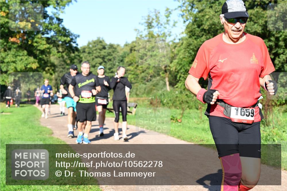 27.09.2026 - 35. Volkslauf durch das schöne Alstertal Dr. Thomas Lammeyer http://msf.ph/oto/10562278 27.09.2026 10:07:25 Laufen 1659 meine-sportfotos.de