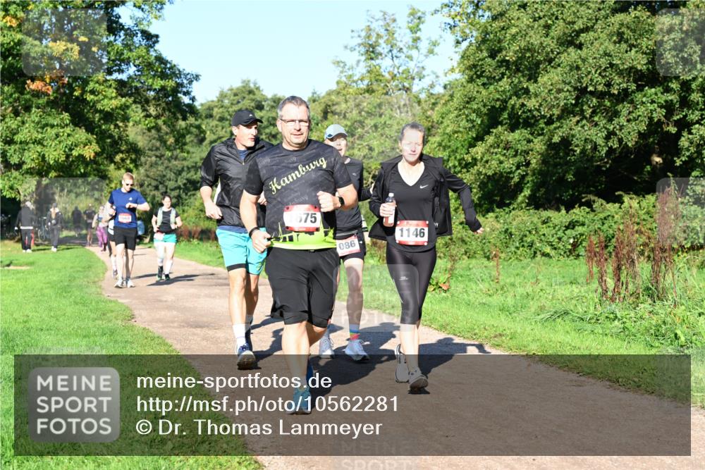 27.09.2026 - 35. Volkslauf durch das schöne Alstertal Dr. Thomas Lammeyer http://msf.ph/oto/10562281 27.09.2026 10:07:27 Laufen 675, 086, 1146 meine-sportfotos.de