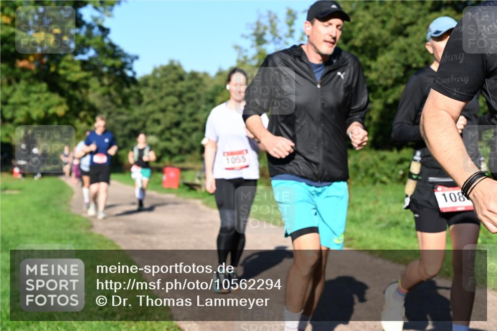 27.09.2026 - 35. Volkslauf durch das schöne Alstertal Dr. Thomas Lammeyer http://msf.ph/oto/10562294 27.09.2026 10:07:29 Laufen 1055, 108 meine-sportfotos.de