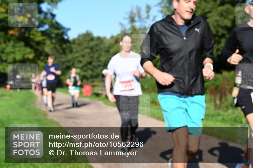 27.09.2026 - 35. Volkslauf durch das schöne Alstertal Dr. Thomas Lammeyer http://msf.ph/oto/10562296 27.09.2026 10:07:29 Laufen  meine-sportfotos.de